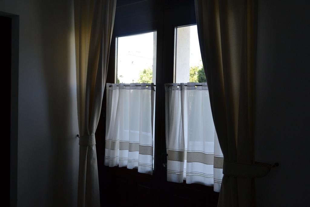 Casa De Oaspeti Sfantul Nicolae Iasi Bagian luar foto