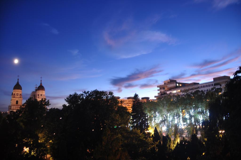 Casa De Oaspeti Sfantul Nicolae Iasi Bagian luar foto